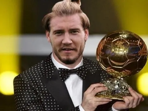 'LORD' Bendtner và những kịch bản 'hoang đường' ngày trở lại