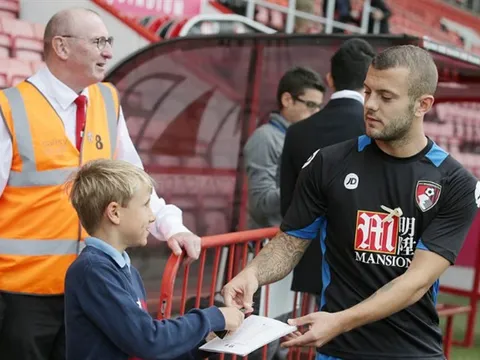 Chùm ảnh: Trận đấu đầu tiên đầy thất vọng của Wilshere tại Bournemouth