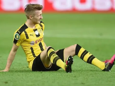 Wenger đã liên hệ với Reus suốt mùa hè