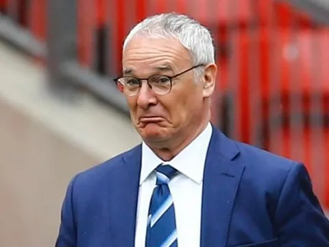 Wenger dự đoán về nhà vô địch, Ranieri phản pháo