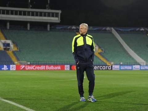 Wenger muốn Arsenal lên đỉnh