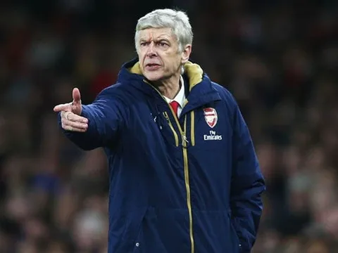 Wenger nổi giận đùng đùng vì chấn thương của Lucas Perez