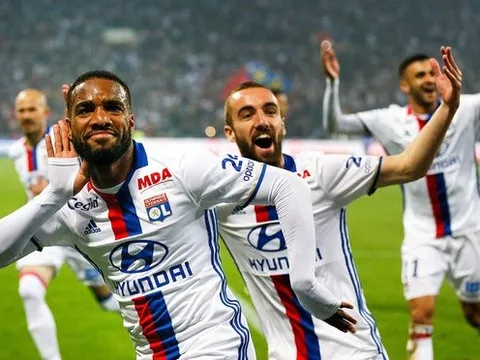Wenger phản pháo Lyon, nhưng vẫn quyết mua Lacazette?
