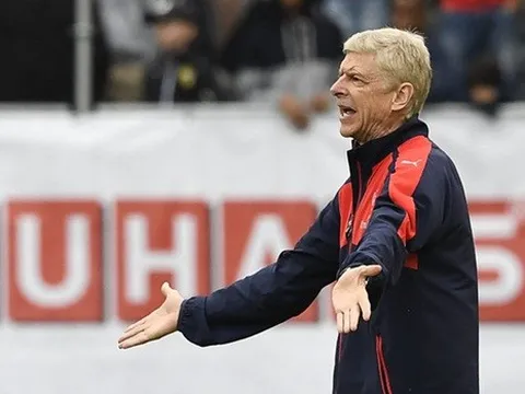 Wenger quay ngoắt 180 độ, ủng hộ triết lý dùng "tiền tấn" mua sao