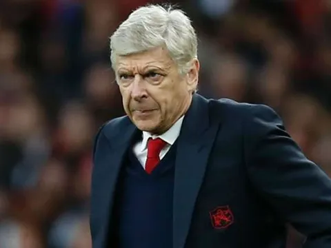 Wenger xúc động gửi lời xin lỗi đến CĐV Arsenal