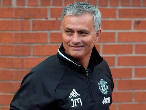Mourinho 'vắt kiệt sức' học trò, chê M.U