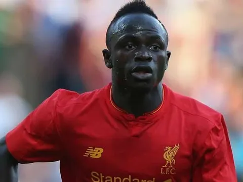 'Tôi từ chối Man Utd để gia nhập Liverpool'