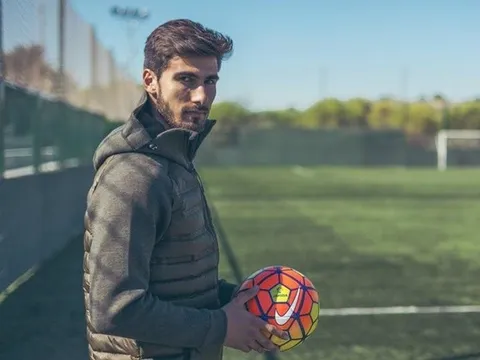 Barcelona công khai giá trị khủng của Andre Gomes