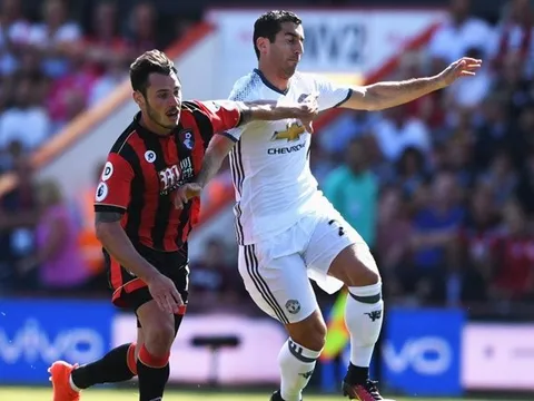 Đá dự bị, Mkhitaryan đi vào lịch sử Premier League