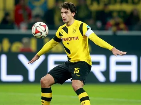Mats Hummels tiết lộ lý do từ chối Man United