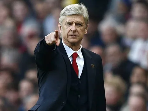 Điểm tin sáng 15/08: Ibra lập kỳ tích khó tin; Thua Liverpool, Arsenal 'tậu' 2 tân binh