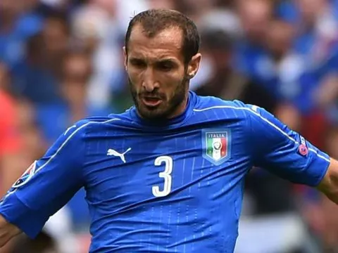 Xác nhận: Chiellini tiếp tục ngồi ngoài trận gặp Macedonia