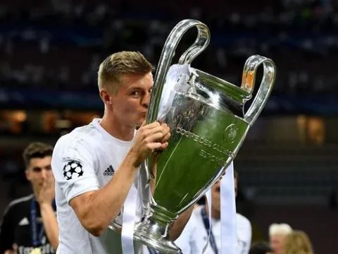 Xác nhận Man United tranh mua Toni Kroos với Man City