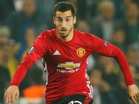 Xem Henrikh Mkhitaryan lập cú đúp kiến tạo trước West Ham
