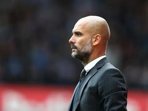 'Xin lỗi Ronaldo và Messi, giờ là thời của bóng đá Anh'