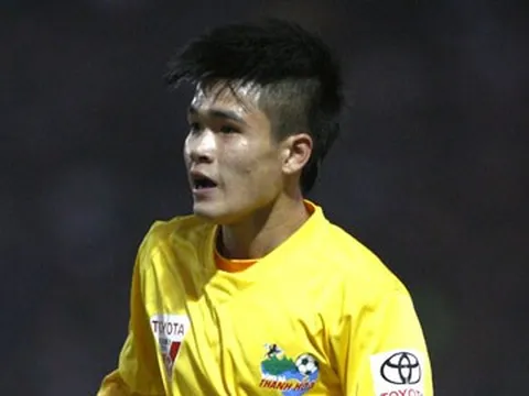 Sao trẻ của FLC Thanh Hóa ra nước ngoài điều trị chấn thương