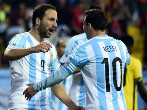 Giá 90 triệu euro, Higuain vẫn bị loại thẳng tay