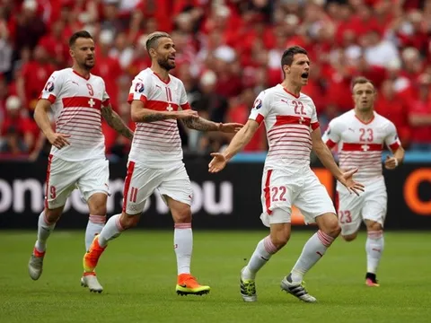 23h00 ngày 15/06 (bảng A), Romania vs Thụy Sĩ: Quà trao tay ai?