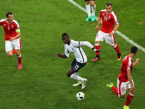 Paul Pogba, 'bùa hộ mệnh' và hàng... 'Made in China'