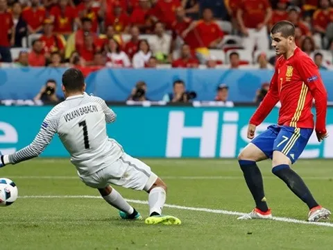 Tây Ban Nha 'triển' tiki-taka trong bàn thắng của Morata