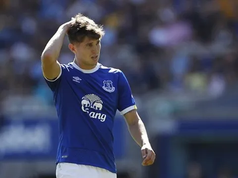 CỰC SỐC: Man City điền tên John Stones dự Champions League