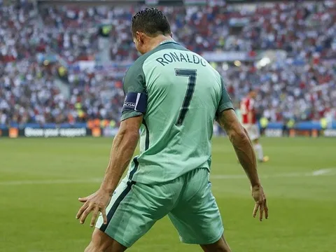 Ronaldo, chiếc lò xo bị nén hết cỡ!