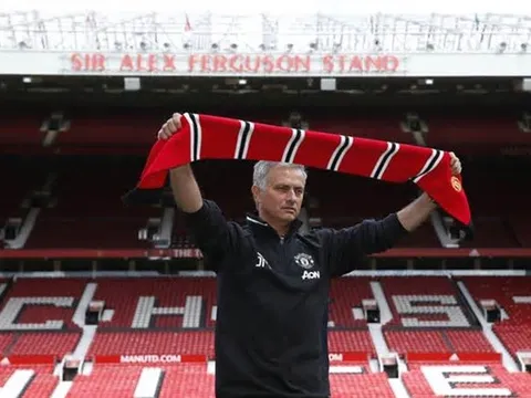 Jose Mourinho xóa sạch tàn dư của Van Gaal