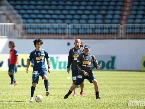 Thầy Tuấn Anh bất ngờ rời Yokohama FC