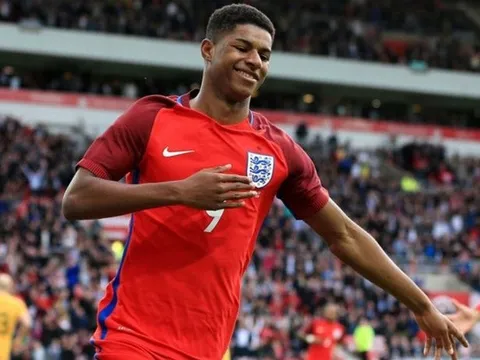 Marcus Rashford xô đổ kỷ lục tồn tại 12 năm