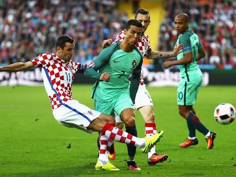 Bị loại khỏi EURO 2016, Darijo Srna chia tay Croatia