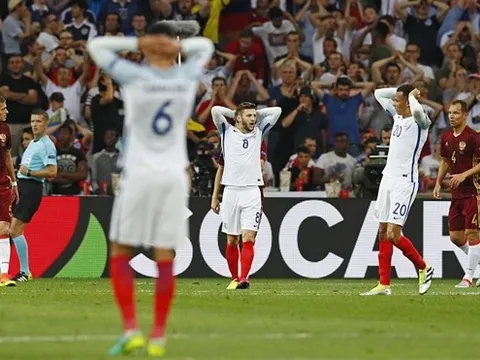 Dấu ấn chiến thuật: Sự non nớt của Roy Hodgson