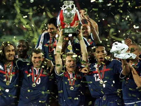 So sánh đội hình đội tuyển Pháp tại EURO 2000 và 2016