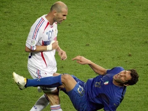 Materazzi tiết lộ lý do khiến Zidane dùng ‘thiết đầu công'