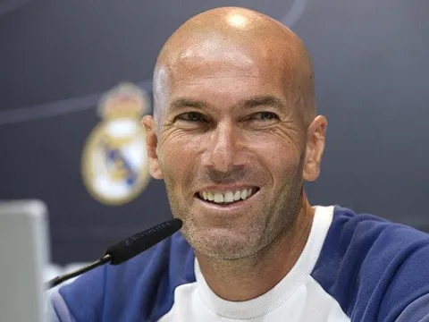 Zidane 'ức chế' với lệnh cấm của FIFA