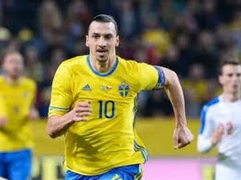 Zlatan Ibrahimovic tả xung hữu đột vs Ireland