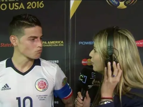 Nhan sắc nữ PV sờ vai James Rodriguez khi phỏng vấn