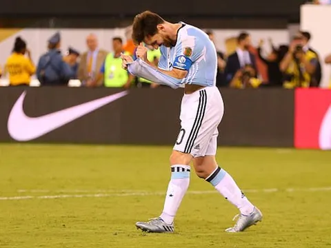 8 khoảnh khắc đáng nhớ nhất ở Copa America 2016