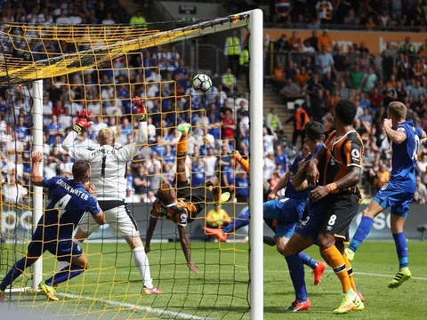 Diomande lập siêu phẩm, ĐKVĐ Premier League bị tân binh khuất phục
