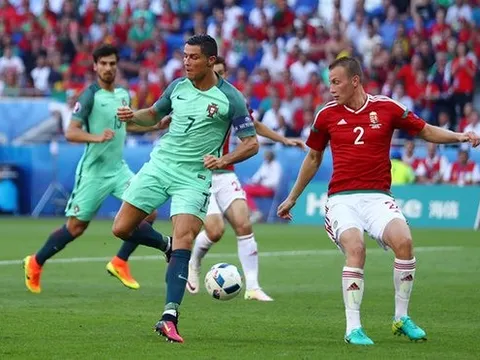 Ronaldo – Ông vua ghi bàn bằng đánh gót