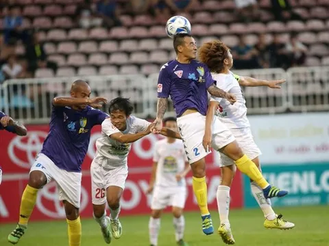 Chân sút ngoại vẫn dẫn đầu danh sách Vua phá lưới tại V-League
