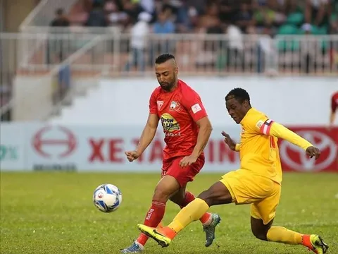‘Sai lầm của trọng tài có thể khiến V-League 2016 bị vỡ giải’