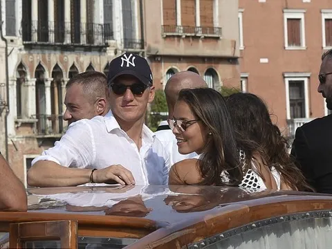 Schweinsteiger và Ivanovic sang Venice làm đám cưới