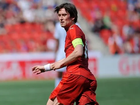 Tomas Rosicky đi vào lịch sử EURO
