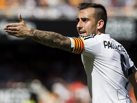 Barcelona ra giá 26 triệu bảng cho đội trưởng Valencia