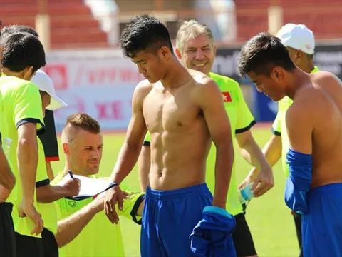 3 cầu thủ đội tuyển U19 Việt Nam gặp chấn thương