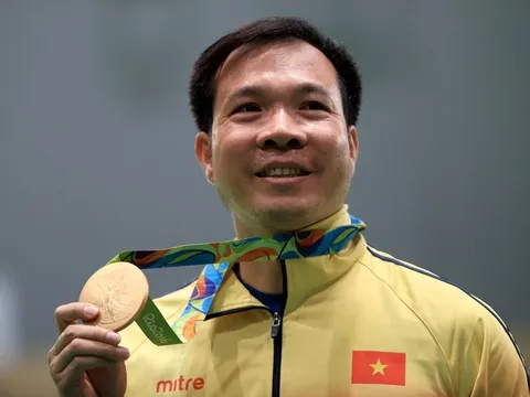 Hoàng Xuân Vinh đam mê vẽ tranh, thích nhạc trữ tình