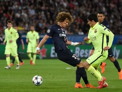David Luiz bị chê là trung vệ tệ nhất lịch sử Ngoại hạng Anh