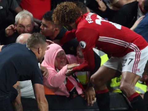 Fellaini giải cứu fan nữ MU