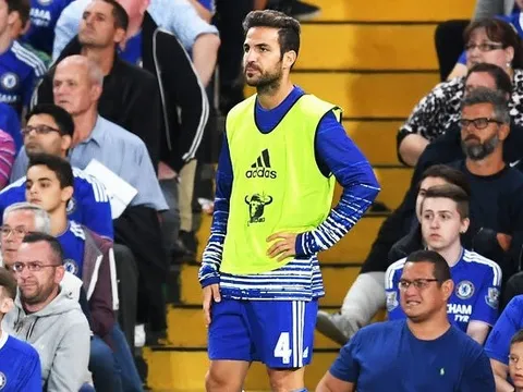 Fabregas bị Conte đẩy khỏi Chelsea