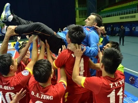 Futsal Việt Nam và chiến thắng lịch sử: Phép màu của Bruno Garcia